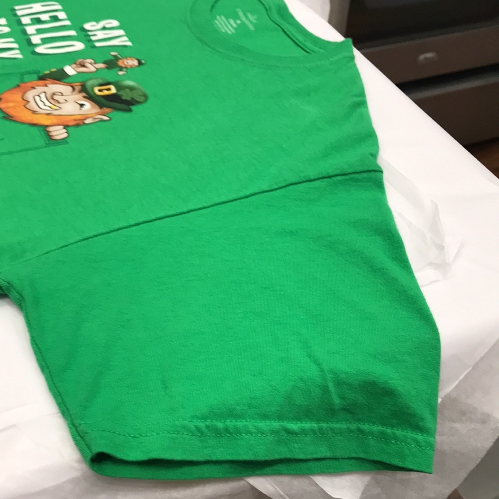 ST PATRICKS DAY medium 38/40 UNISEX t shirt. Beautiful green. GO HAV F U N - Picture 5 of 5